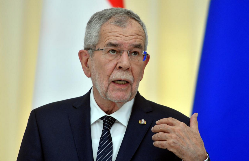 Αυστρία: Ο πρόεδρος της χώρας προτείνει τη διεξαγωγή εκλογών στις αρχές Σεπτεμβρίου