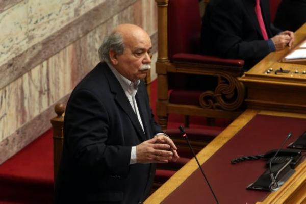 Ανέκρουσε πρύμναν ο Βούτσης για «ύποπτη» τροπολογία