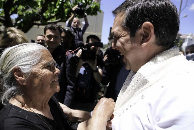 Tsipras tells Cretans he will seek WWII reparations from Germany