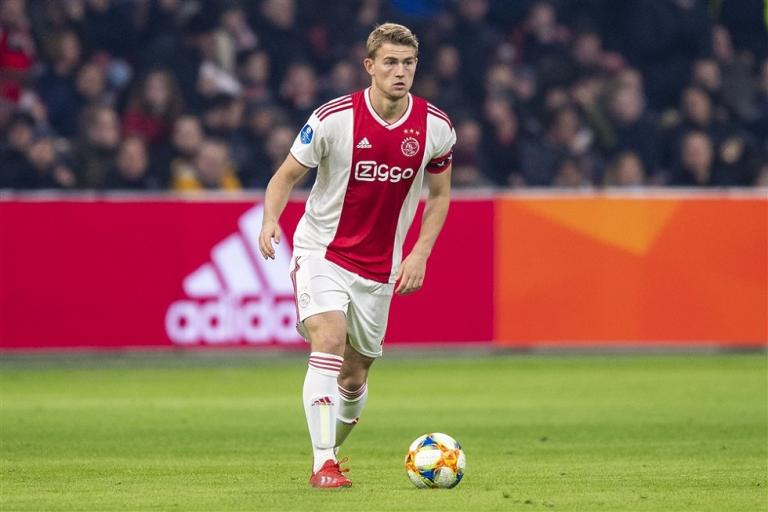 Σε καλό δρόμο του Ντε Λιχτ στην Μπαρτσελόνα