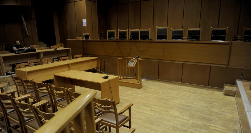 Αθώοι οι εννέα Κούρδοι για συμμετοχή σε τρομοκρατική οργάνωση