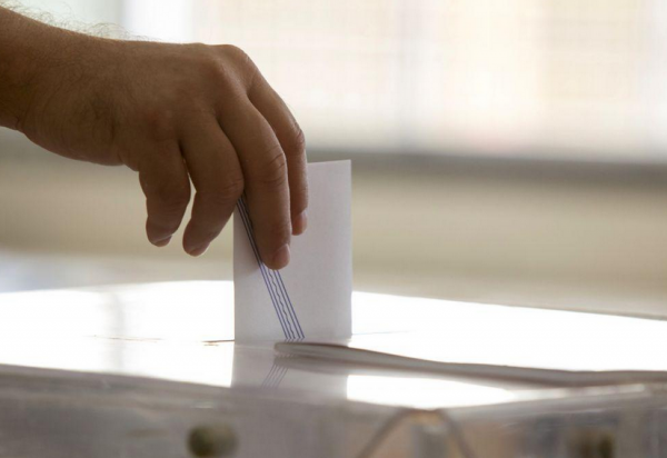 Εκλογές 2019: Χωρίς ιδιαίτερα προβλήματα η εκλογική διαδικασία στην Περιφέρεια Δυτικής Ελλάδας