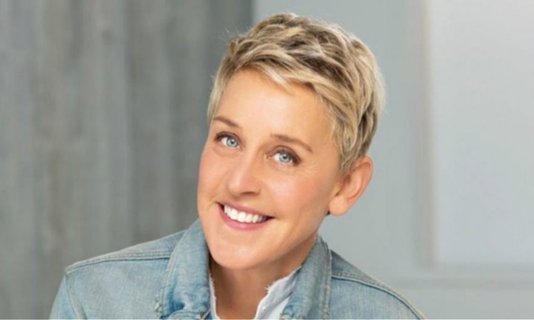 Συγκλονιστική μαρτυρία από την Έλεν Ντε Τζένερις – Μου επιτέθηκε σεξουαλικά ο πατριός μου