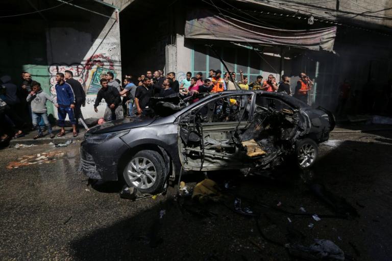 Τύμπανα πολέμου στη Μέση Ανατολή – Πάνω από 10 νεκροί από τις εκατέρωθεν επιθέσεις