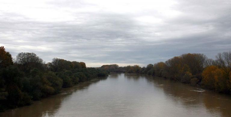 Συναγερμός στον Εβρο : Αγνωστος έπεσε από τη γέφυρα του Διδυμοτείχου στο ποτάμι