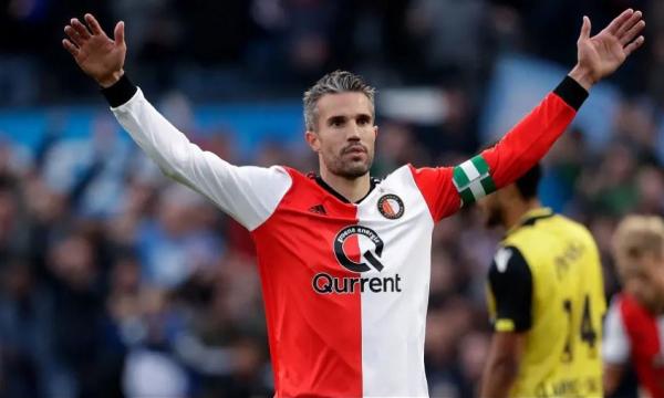 Αποσύρεται από την ενεργό δράση ο Φαν Πέρσι