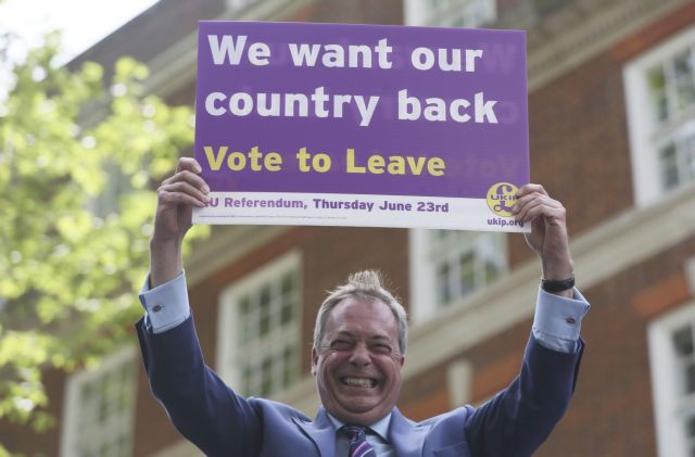 Βρετανία: Καταποντίζονται οι Τόρις- Πρώτος ο Φάρατζ