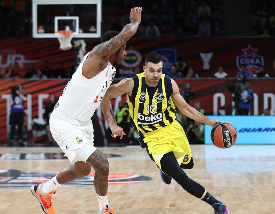 Άνετη νίκη της Ρεάλ στον μικρό τελικό (94-75)