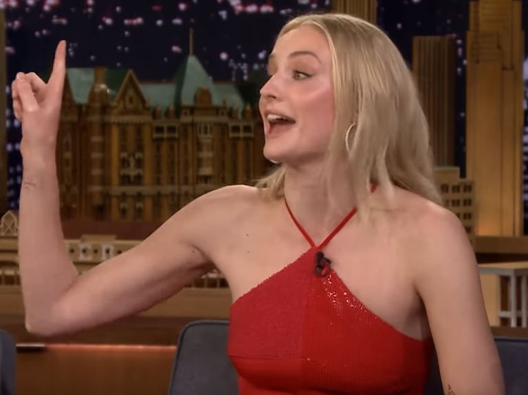 Game of Thrones: Η «Σάνσα» έλυσε το μυστήριο με τον καφέ