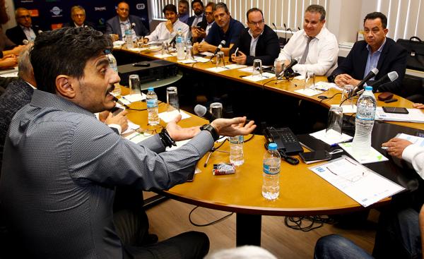 Live : Η κρίσιμη συνεδρίαση του ΕΣΑΚΕ για τη Basket League