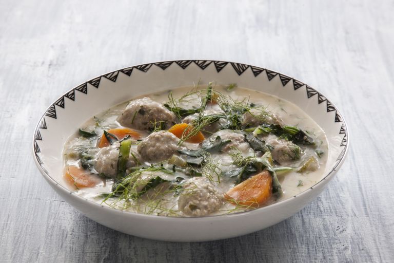 Γιουβαρλάκια με κέιλ και αβγολέμονο