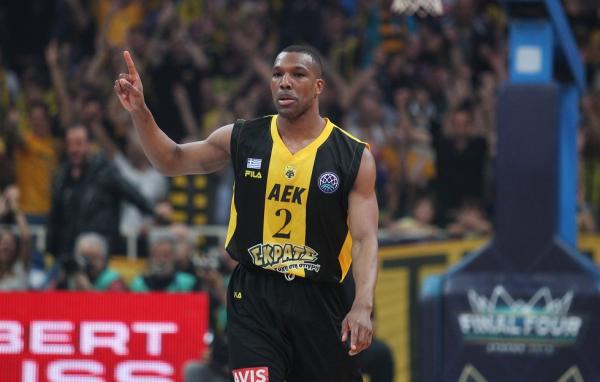 Γκριν: «Ο Ολυμπιακός αλλάζει το ευρωπαϊκό μπάσκετ… ξανά» (pic)