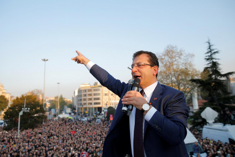 Εκρέμ Ιμάμογλου: Ήπιος και επικοινωνιακός