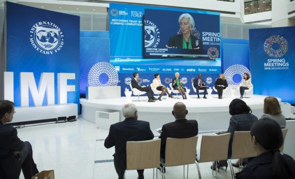 Προκλητική ομολογία από το ΔΝΤ: Έκαψε την Ελλάδα και αλλάζει τώρα «συνταγή»