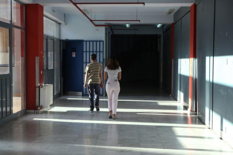 Απολυτήριες εξετάσεις: Διευκρινίσεις για την φετινή Α’ και Β’ Λυκείου