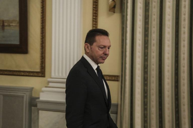 Νέα βόμβα Στουρνάρα για τις προεκλογικές παροχές της κυβέρνησης