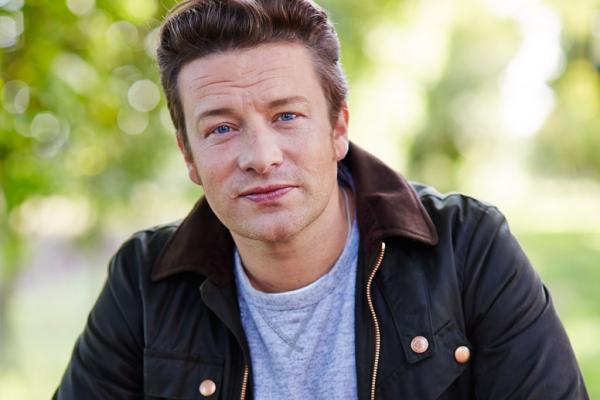 Τζέιμι Όλιβερ: Η πτώση μιας αυτοκρατορίας, τα χρέη και τα λάθη