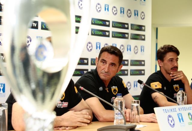 Χιμένεθ : «Οι παίκτες της ΑΕΚ θα είναι αυτοί που πρέπει στον τελικό»