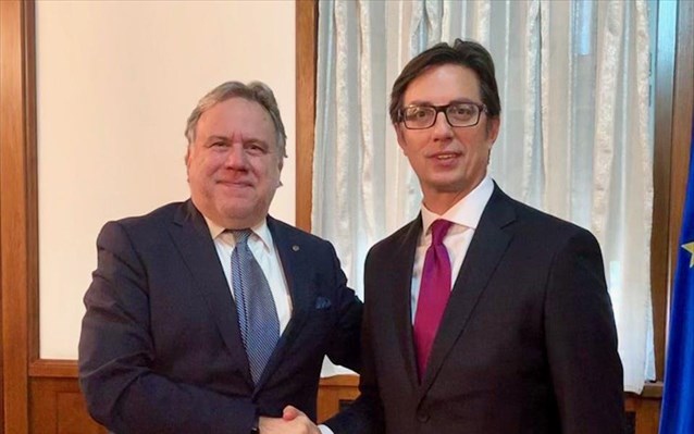 Συνάντηση Κατρούγκαλου με τον νέο πρόεδρο των Σκοπίων