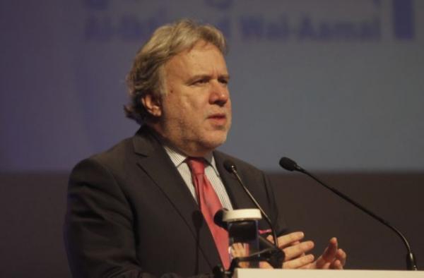 Διαβεβαιώσεις Κατρούγκαλου στους εκπροσώπους της μειονότητας στην Αλβανία