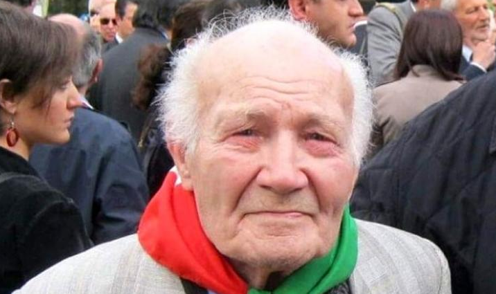 Τζ. Μπενινκάζα: Απεβίωσε ένας από τους τελευταίους επιζήσαντες της σφαγής της Κεφαλλονιάς