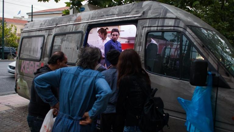 Ενθαρρυντικά τα πρώτα στοιχεία από το «Δίκτυο άμεσης παρέμβασης για χρήστες στον δρόμο»