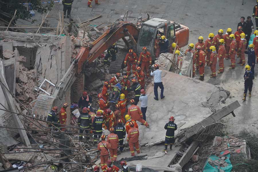 Τραγωδία στην Κίνα: Επτά νεκροί από κατάρρευση κτιρίου