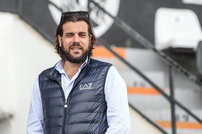 Προανήγγειλε νέες εκπλήξεις ο Κυριάκος αποθεώνοντας Σαββίδη