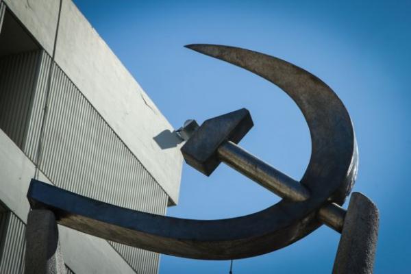 ΚΚΕ : Λευκό ή άκυρο στον β’ γύρο