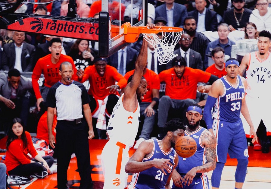 NBA: Το poster κάρφωμα του Λέοναρντ στην κορυφή του Top 5