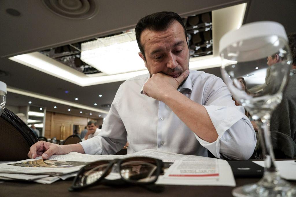 Προεκλογικά μαγειρέματα για διορισμούς «ημετέρων» διευθυντών στο υπουργείο του Παππά