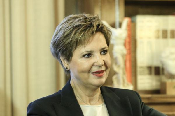 Στη Δικαιοσύνη θα στραφεί η Γεροβασίλη για τις… χρυσές δουλειές με ακτινολογικό