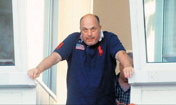 Σοβαρές καταγγελίες κατά Μπέου: «Ξέρει μόνο να σβήνει οφειλές σε κολλητούς του επιχειρηματίες»