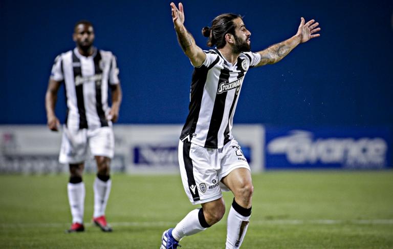 A Bola : «Ο Ολιβέιρα έχει εγγυημένη θέση στην Πόρτο»