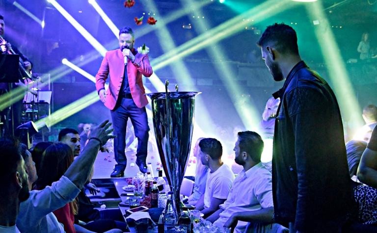 Ολυμπιακός : Το «έκαψαν» στα μπουζούκια οι πρωταθλητές του βόλεϊ