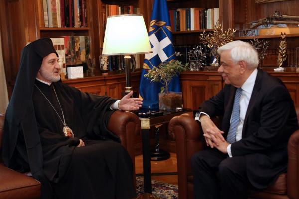 Συνάντηση του Προκόπη Παυλόπουλου με τον Αρχιεπίσκοπο Αμερικής Ελπιδοφόρο