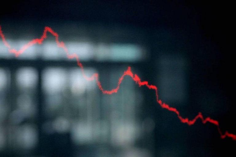 Μεγάλη πτώση στο Χρηματιστήριο Αθηνών με φόντο τον εμπορικό πόλεμο ΗΠΑ-Κίνας