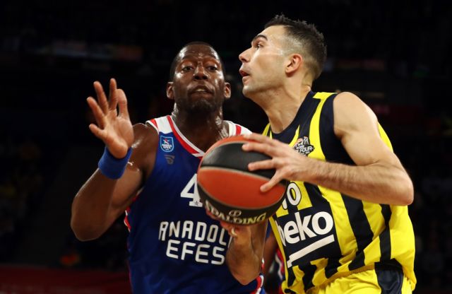 Live : Φενέρμπαχτσε – Αναντολού Εφές (ημιτελικός Euroleague)