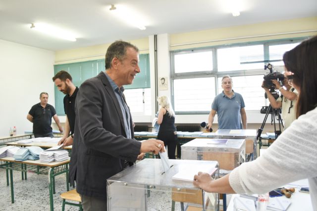 To Potami party leader Stavros Theodorakis to resign after garnering 1.5 percent in EU election