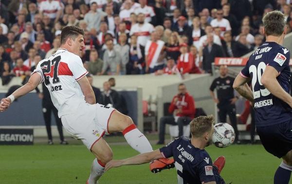 Έμπλεξε περισσότερο η Στουτγκάρδη του Δώνη, μετά το πρώτο μπαράζ