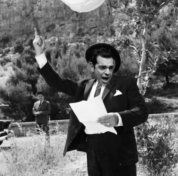 Ο Τσίπρας επέστρεψε την Ελλάδα στην εποχή του… Γκόρτσου και του Μαυρογιαλούρου