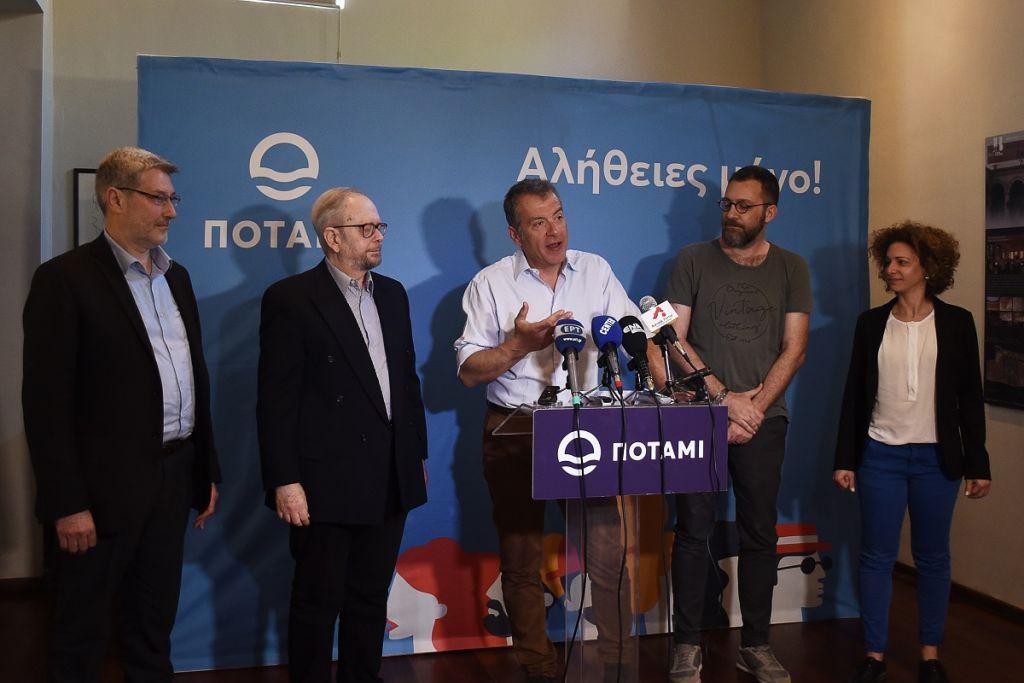 Θεοδωράκης: Η εθνική καταστροφή που ζήσαμε στο Μάτι έχει δύο ενόχους