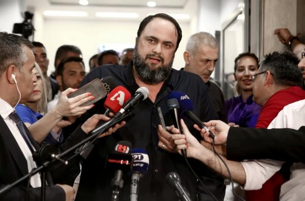 Μήνυμα ενότητας από τον Βαγγέλη Μαρινάκη: Νέο ξεκίνημα για τον πειραϊκό λαό