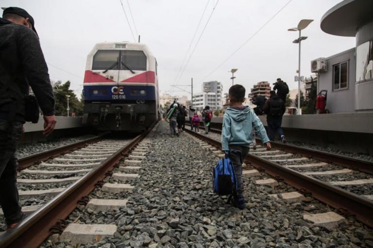 Θετική η στάση των Ελλήνων απέναντι στους πρόσφυγες