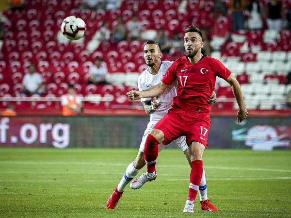 «Τρικυμία» στην άμυνα της Εθνικής: 2-0 η Τουρκία