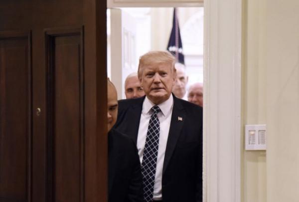 Εμπορικός πόλεμος ΗΠΑ – Κίνας: Βοήθεια στους αμερικανούς αγρότες υπόσχεται ο Τραμπ