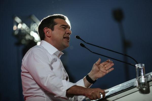Τσίπρας: Ψηφίζουμε για το αν θα συνεχίσουμε έξω από τα μνημόνια