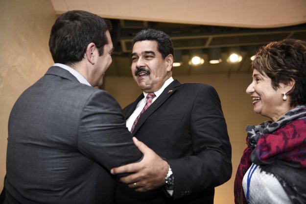 ΣΥΡΙΖΑ: Αντιδημοκρατική παρέμβαση το πραξικόπημα στη Βενεζουέλα