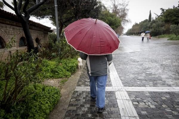 Άστατος ο καιρός την Πρωτομαγιά – Πού θα βρέξει