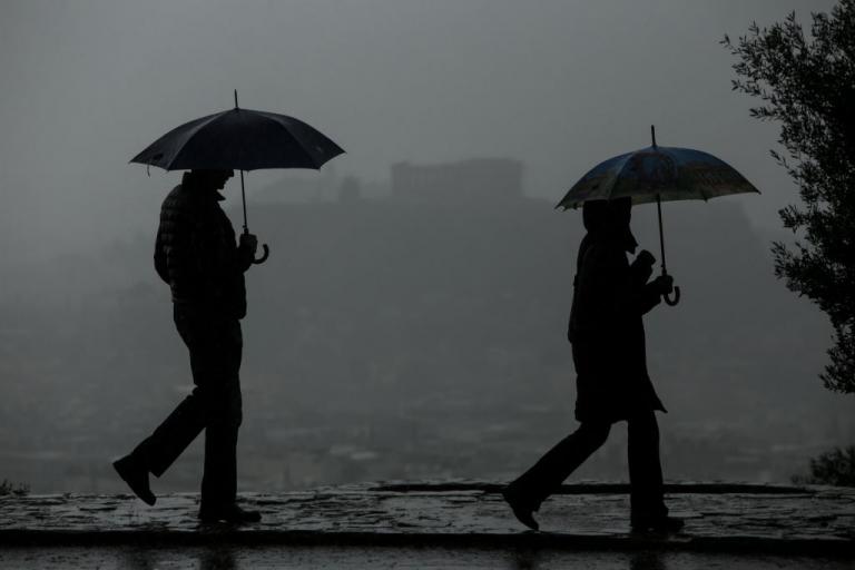 Ραγδαία επιδείνωση του καιρού με βροχές, καταιγίδες και χαλάζι – Δείτε σε ποιες περιοχές